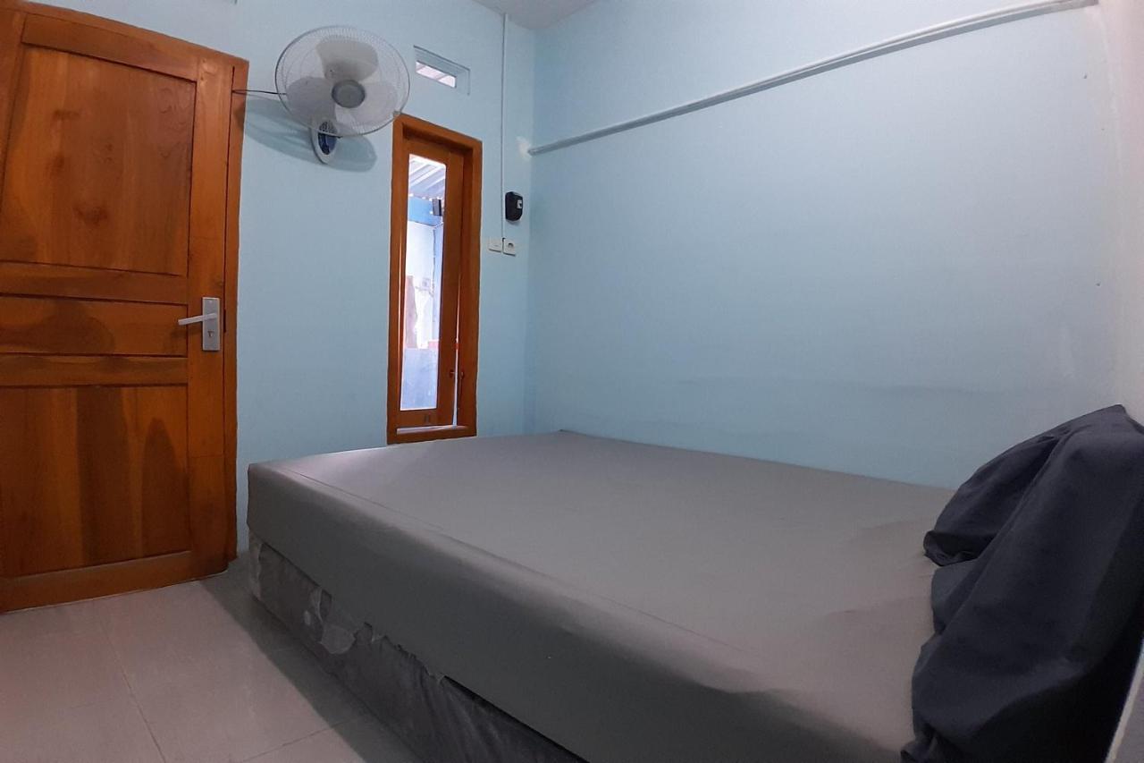 Spot On 93410 Wisma Bintang Jepara Exterior photo