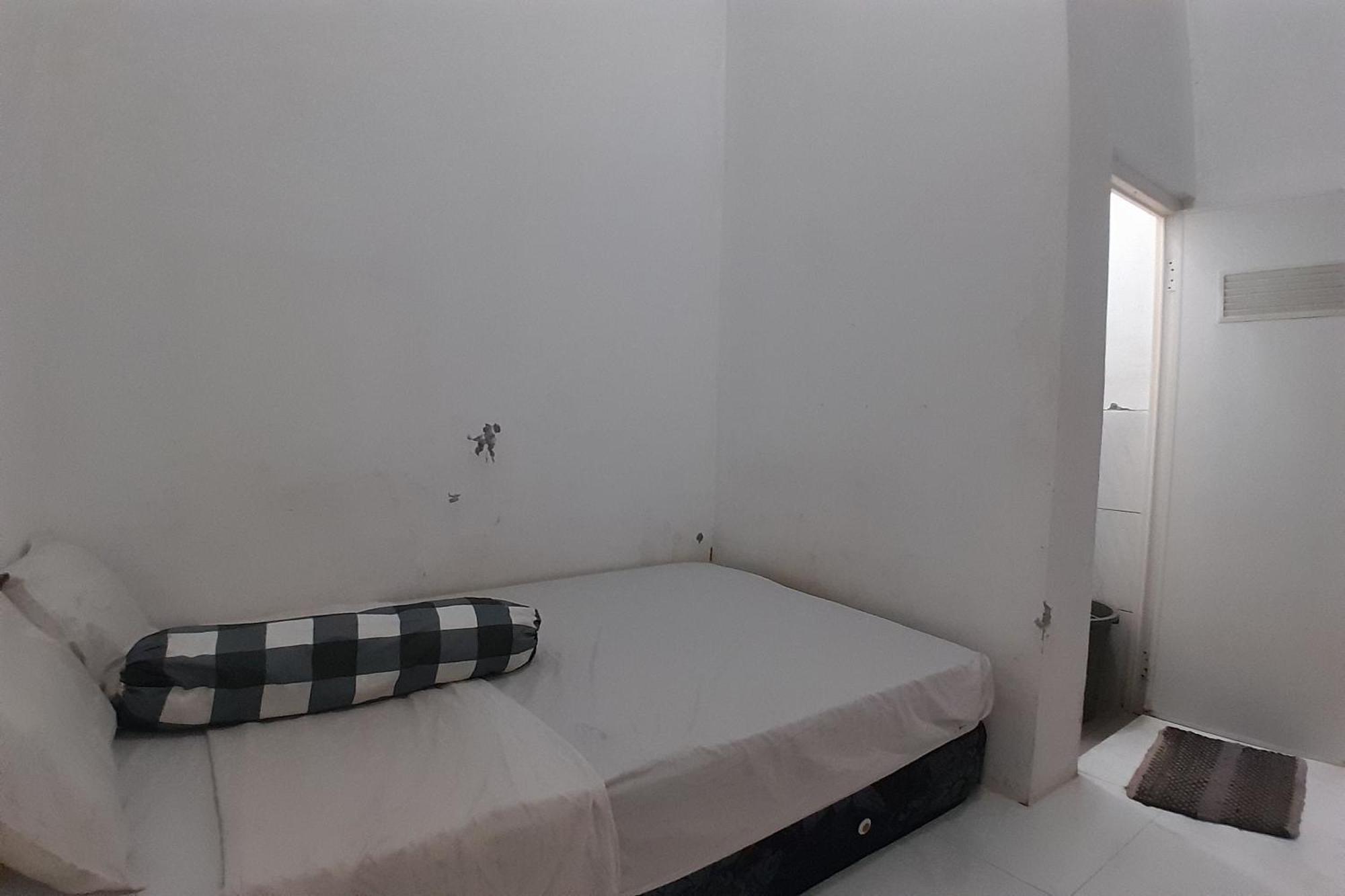 Spot On 93410 Wisma Bintang Jepara Exterior photo